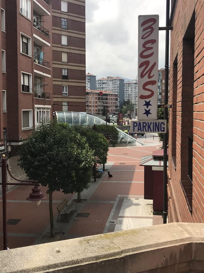 Pensión Zeus Baracaldo Exterior foto